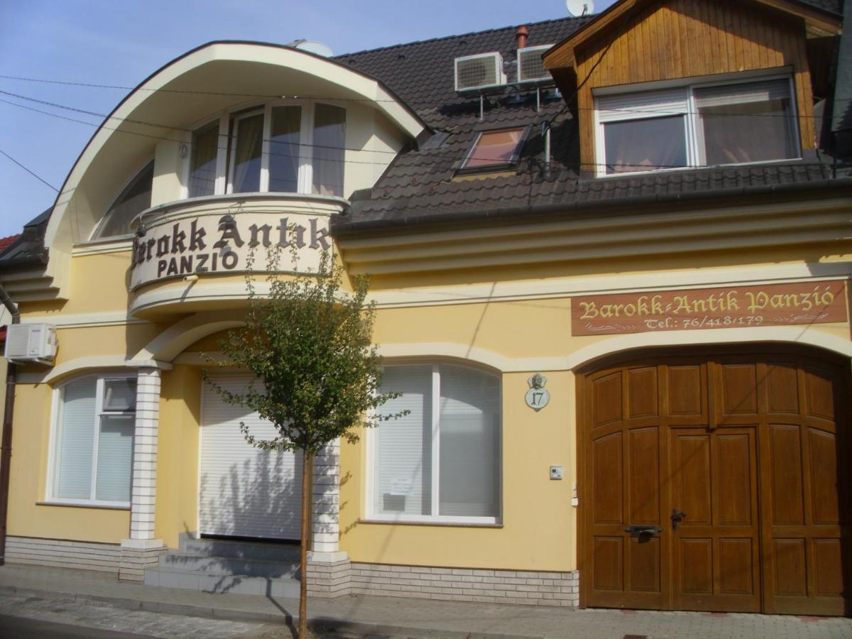Barokk Antik Guest House Kecskemet Exterior photo