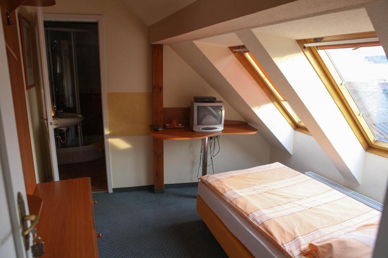Barokk Antik Guest House Kecskemet Exterior photo